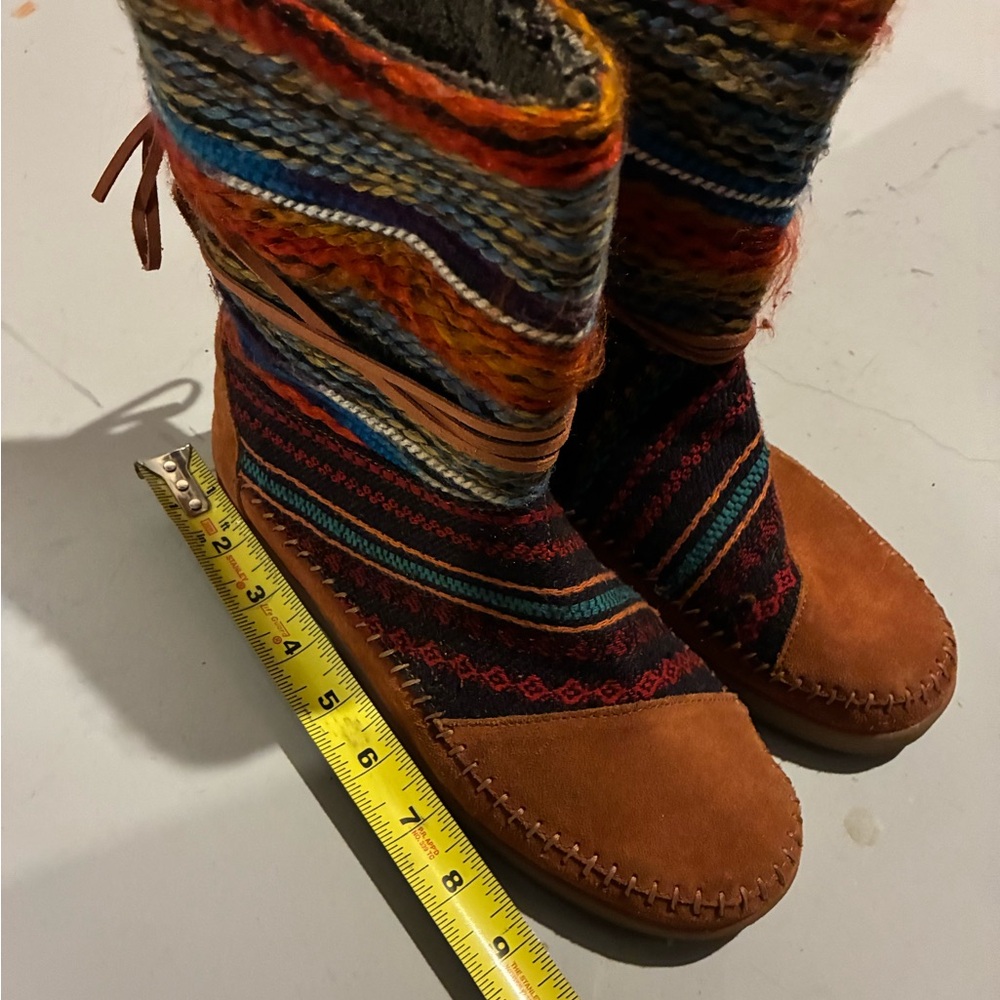 Toms Multicolor Knit Winter Boots